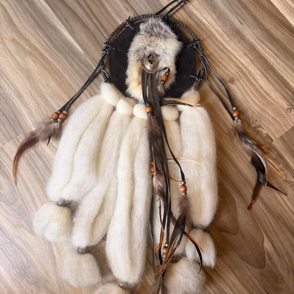 Handmade Southwestern Dreamcatcher Wall‎ Hanging Fur Wool Roving Feathers Beads